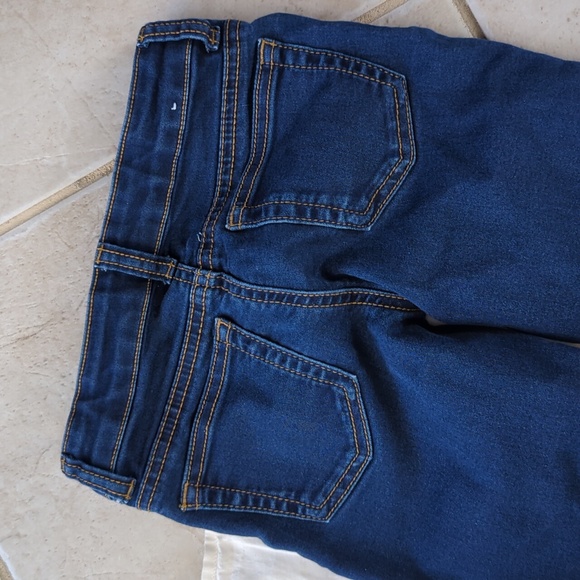 Girls size 7 skinny crazy 8 blue jeans and old navy cream 6/7 tank top - Picture 8 of 8